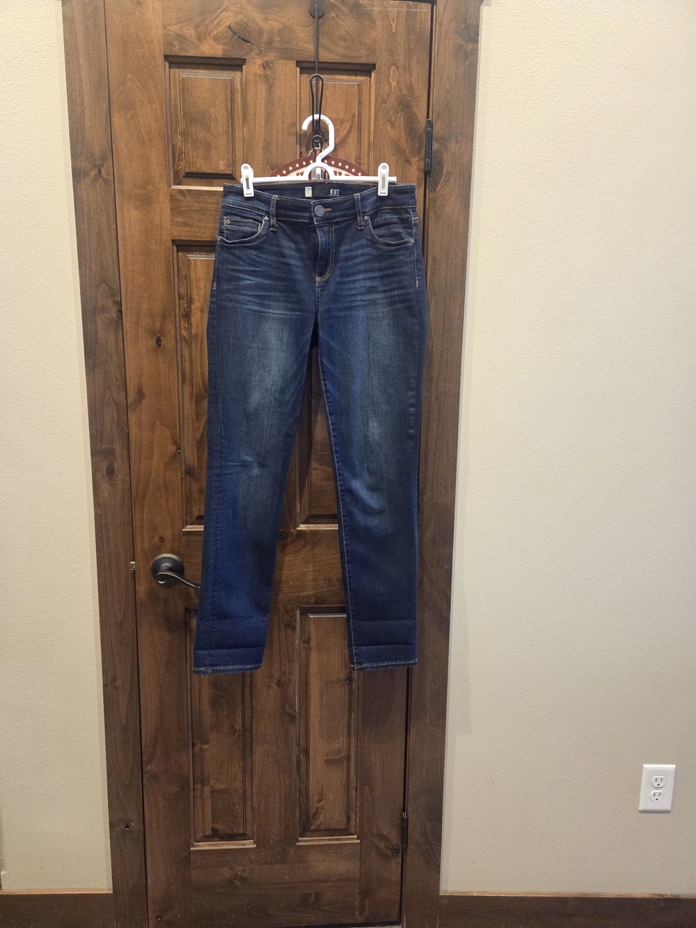 KUT from the Kloth Catherine Boyfriend loose fit straight jeans in a dark wash